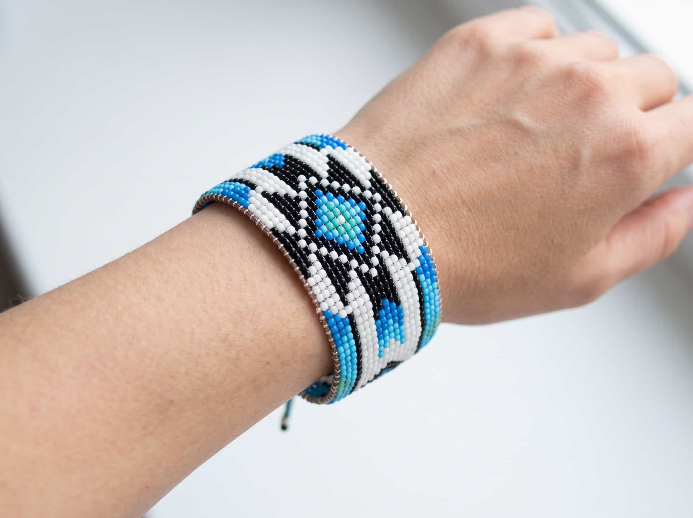 handmade-blue-ethnic-beaded-bracelet