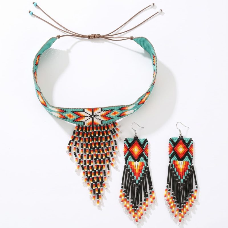 handmade-beaded-choker-necklace
